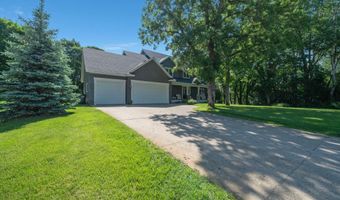 2089 Whispering Oaks Dr NE, Alexandria, MN 56308