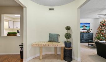 504 ORANGE Dr 11, Altamonte Springs, FL 32701