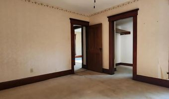 538 N Main St, Ada, OH 45810