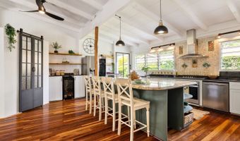 880 Akiu Pl, Kailua, HI 96734