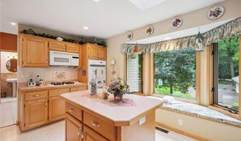 11274 Hoyer Ave NW, Annandale, MN 55302