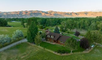 400 Lagoon Ln, Challis, ID 83226