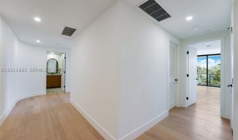 1177 Kane Concourse 405, Bay Harbor Islands, FL 33154