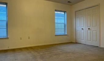 2652 S Knightsbridge, Ann Arbor, MI 48105