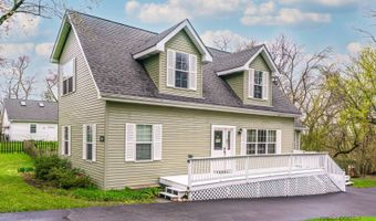 40431 N Fairview St, Antioch, IL 60002