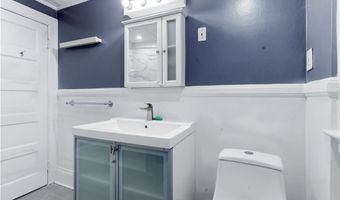 63 Park Ave 2, Cranston, RI 02905