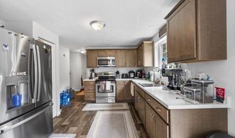45 Chestnut St, Athol, MA 01331