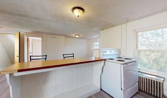 4 Monroe St, Augusta, ME 04330