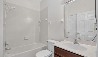 132 SHELL FALLS Dr, Apollo Beach, FL 33572