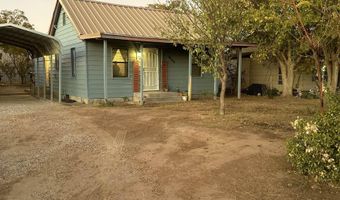 1604 Georgia St, Carlsbad, NM 88220