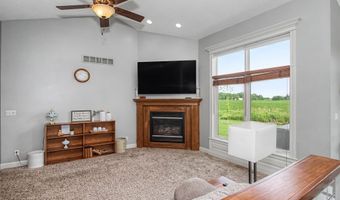3305 Sedwick St, Ames, IA 50010