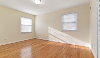 6011 ROOSEVELT St, Bethesda, MD 20817