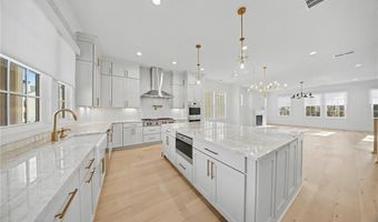 650 Mayfair Ct, Alpharetta, GA 30009