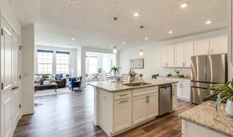 835-2 Dipper Ln, Aurora, OH 44202