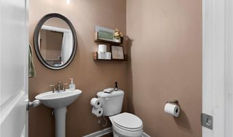 16 Colt Ct, Adairsville, GA 30103