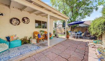 2370 E PEACH TREE Dr, Chandler, AZ 85249
