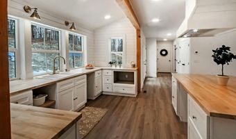 17413 W Marion Dr, Big Lake, AK 99652