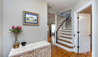 2124 Chatham Ave, Charlotte, NC 28205