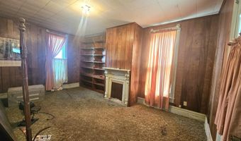 444 E 8th St, Baxter Springs, KS 66713