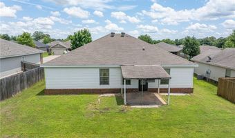 221 Regency Dr, Barling, AR 72923