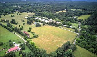 141 Holcomb Spur NW, Adairsville, GA 30103