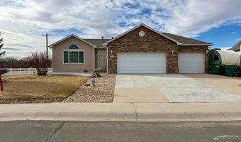 106 Linden Oaks Dr, Ault, CO 80610