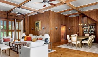 3 Hazard Ave, Newport, RI 02840
