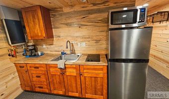 220 S Hwy 93, Challis, ID 83226