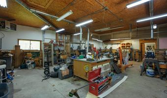 7888 NENNO Rd, Allenton, WI 53002