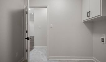 1000 Duke Dr, Bauxite, AR 72011