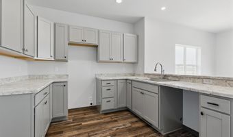 905 Bennington Dr, Box Elder, SD 57719