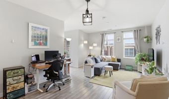 181 E REED Ave 304, Alexandria, VA 22305