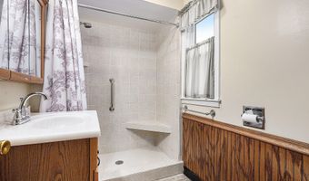 123 Terrace St, Allegan, MI 49010