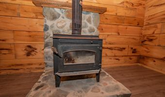 40-1 Bates Rd, Abbot, ME 04406
