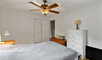 28 Eveready Ave, Bristol, RI 02809