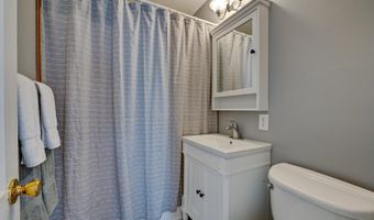 290 W Prospect Ave, Aberdeen, NJ 07735