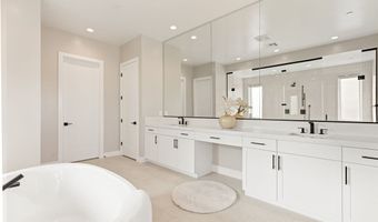 4822 Shady Ridge Dr, Las Vegas, NV 89135