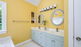 183 Scottsdale Dr, Advance, NC 27006