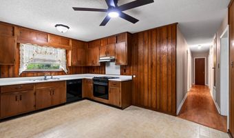 7604 Marathon Dr, Biloxi, MS 39532