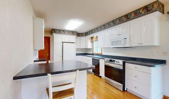 8 Fahi Pond Rd, Anson, ME 04958