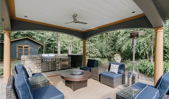 2816 Remington Pt, Aurora, OH 44202