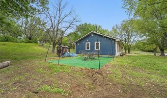 1633 N 600 Rd, Baldwin City, KS 66006