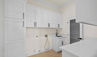 3029 N Victoria Dr, Alpine, CA 91901