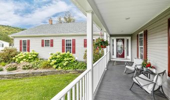 163 Lakefront Ln, Barton, VT 05822