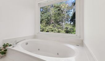 10630 Timberstone Rd, Alpharetta, GA 30022