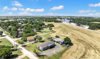 602 S 3rd St, Abbott, TX 76621