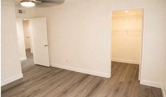 7900 Foxwood Pl 102, Las Vegas, NV 89145