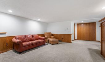 9774 68th Ave, Allendale, MI 49401