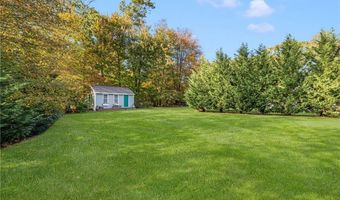 10 Honey Lou Ct, Cranston, RI 02921