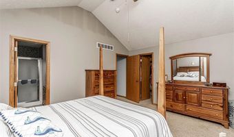 1701 NW 4th St, Abilene, KS 67410